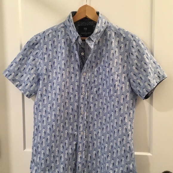 International Report Tropical Collection Mens small button down top - Picture 7 of 7